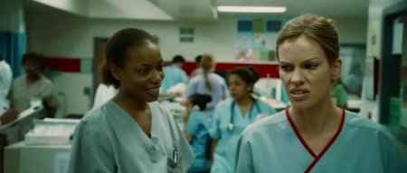 ������� / The Resident (2011 / HDRip)